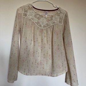 Ivory Lightweight Flowing Long-sleeve Shirt